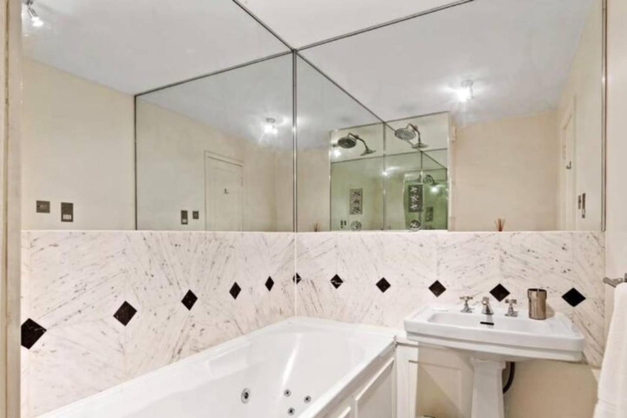 Bright 2 Bedroom Near The Natural History Museum Лондон Екстер'єр фото
